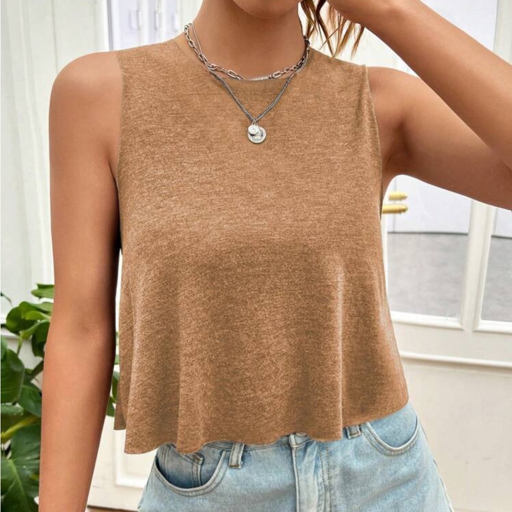 NWT Minimalist Camel Sleeveless Knit Crop Top - Picture 2 of 6